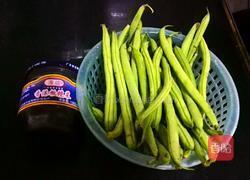 橄榄菜炒四季豆的做法图解1