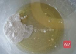 蛋白饼干的做法图解1