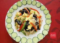 彩椒木耳炒鸡蛋的做法图解10