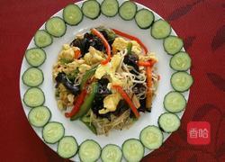 彩椒木耳炒鸡蛋的做法图解9