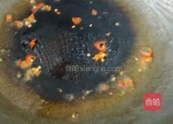番茄炒油渣的做法图解5