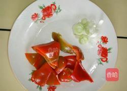 西兰花炒彩椒的做法图解2