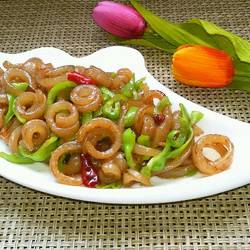 尖椒炒猪皮的做法[图]