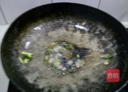 卷心菜炒馒头块的做法图解4