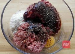 牛肉汉堡的做法图解2