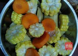 柠香蔬菜烤鸡翅的做法图解2