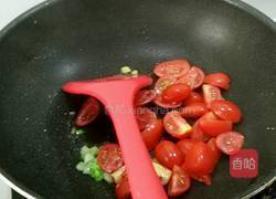 圣女果炒鸡蛋的做法图解7