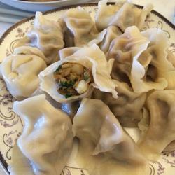 猪肉玉米陷饺子的做法[图]