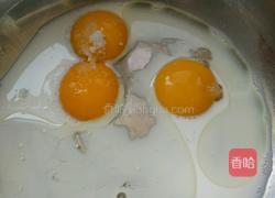 彩绘蛋糕卷的做法图解2