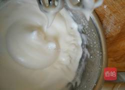 彩绘蛋糕卷的做法图解6