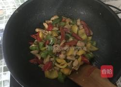 彩椒鸡肉的做法图解8