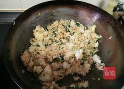 火腿肠炒大米饭的做法图解5