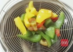 酸甜彩椒拌黄瓜的做法图解5