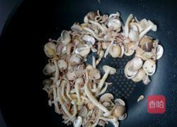 肉丝磨菇汤的做法图解4