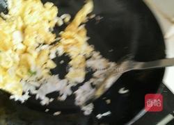 鸡蛋炒西葫芦的做法图解2