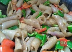 彩椒炒猪皮的做法图解3