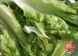 鲜虾瘦肉生菜面的做法图解3