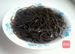 凉拌蕨根粉的做法图解3