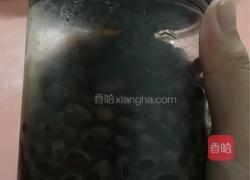 黑豆鱼干的做法图解1