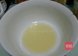 广式莲蓉月饼的做法图解2