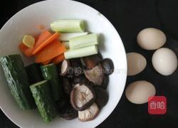 彩色香菇素水饺的做法图解1