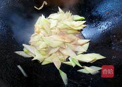 芥兰炒腊肉的做法图解6