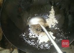 脆皮肥肠的做法图解3