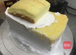 粉色宝马蛋糕的做法图解4