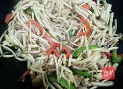 彩椒茭白炒肉的做法图解9