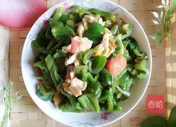 青椒西红柿炒鸡蛋的做法图解5