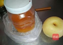 蜂蜜炖皇冠梨的做法图解1