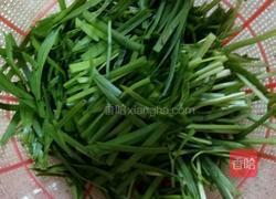 韭菜炒鸡蛋的做法图解2