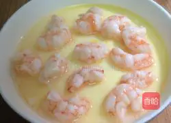 Illustration of how to make shrimp and egg custard 8