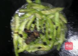 罐头鱼青茄子的做法图解4