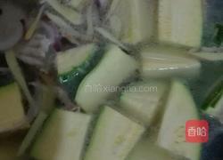 清汤南瓜鱼的做法图解4