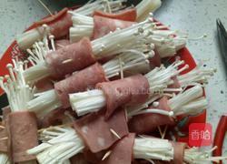 培根金针菇的做法图解3