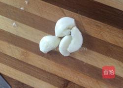 油炸豆腐炒花菜的做法图解2