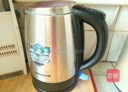 沏蜂蜜鸡蛋的做法图解3