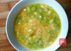 圣女果炒鸡蛋的做法图解3