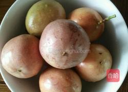 自至百香果饮料的做法图解1