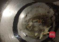 爆炒银鱼干的做法图解3