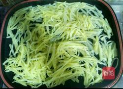 芹菜炒土豆丝的做法图解3