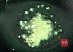 红辣椒炒蛤蜊肉干的做法图解4