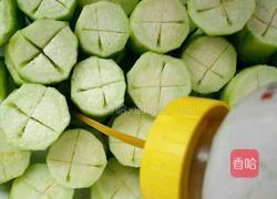 蒜蓉丝瓜的做法图解1