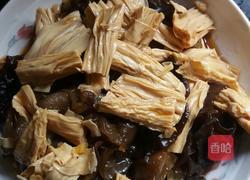 凉拌腐竹黑木耳的做法图解7