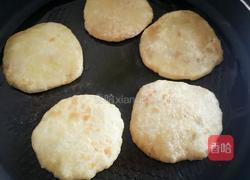 酸菜油梭子馅饼的做法图解17