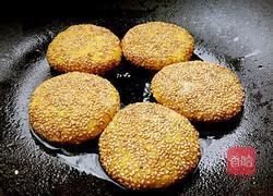 南瓜糯米芝麻饼的做法图解10