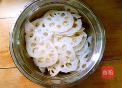 剁椒拌藕片的做法图解3