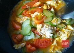 番茄黄瓜炒鸡蛋的做法图解4