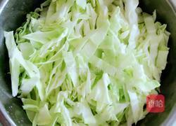 虾仁卷心菜炒面的做法图解6